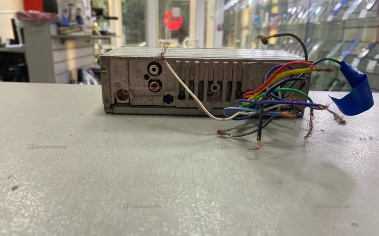 Автомагнитола  Sony DSX-A110U
