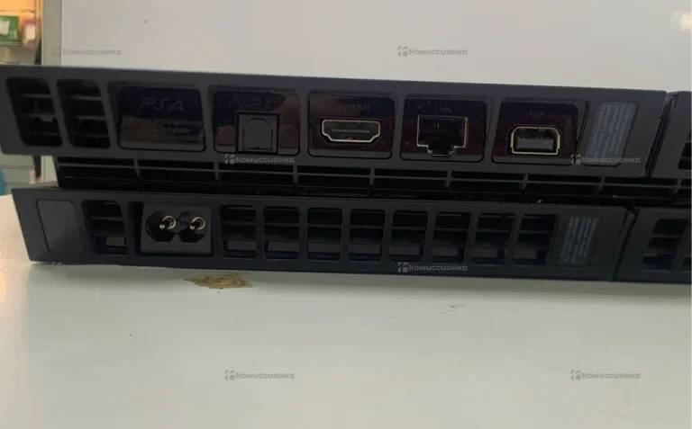 Приставка Sony PS4 Fat 500Gb.
