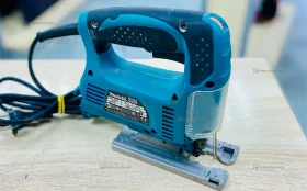 электролобзик макита 4329