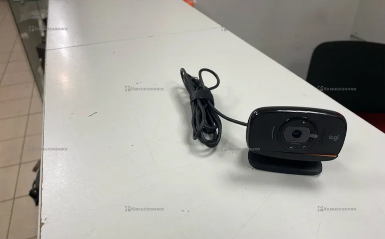 Веб камера Logitech
