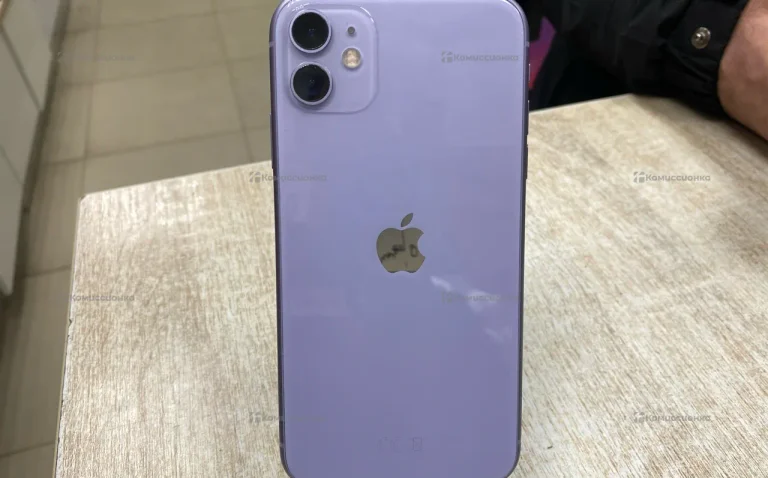 Apple iPhone 11 4/64 ГБ