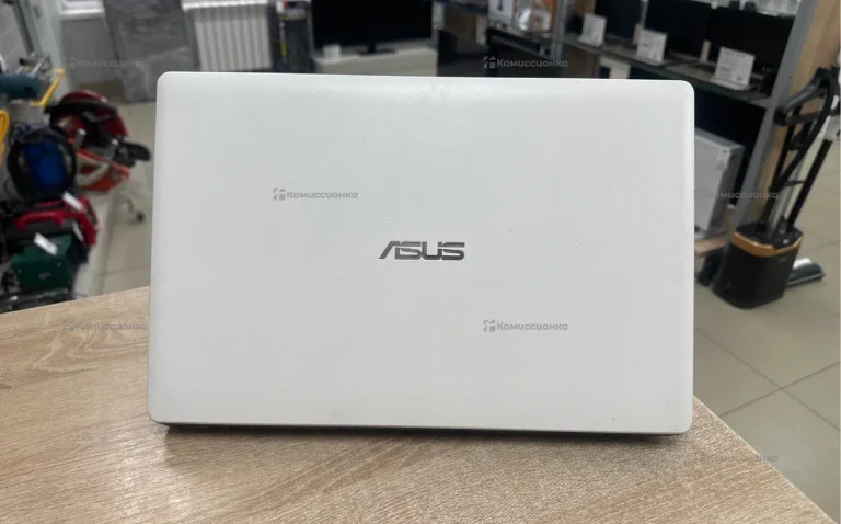 Ноутбук  ASUS X552V