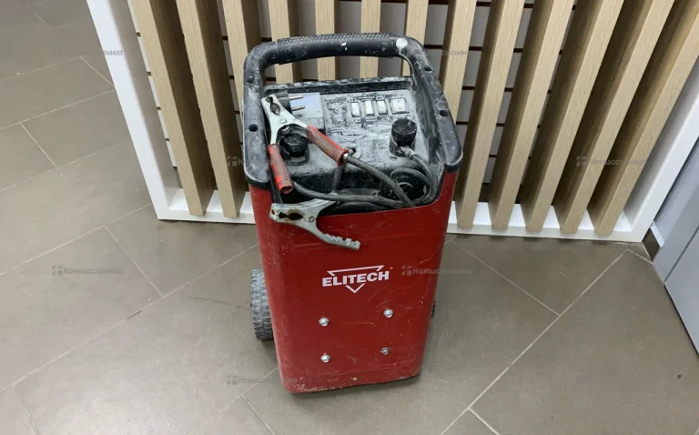 Пуско-зарядное устройство Elitech УПЗ 320/180