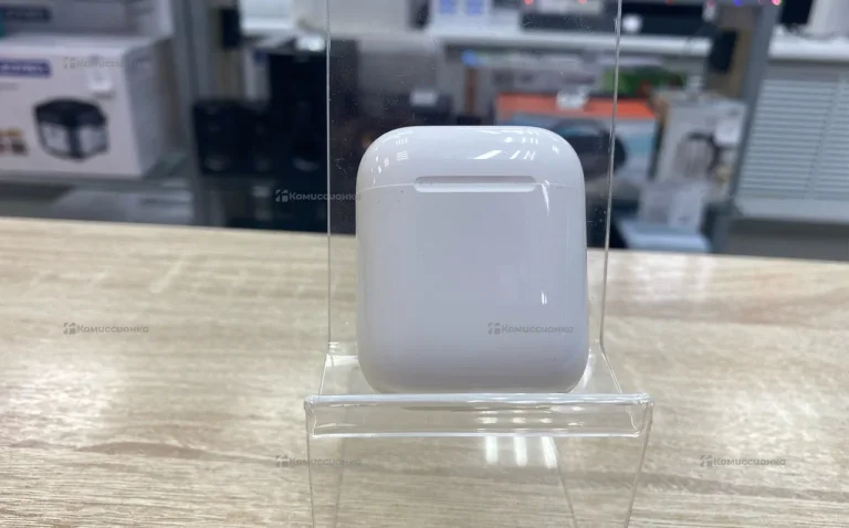 Наушники AirPods