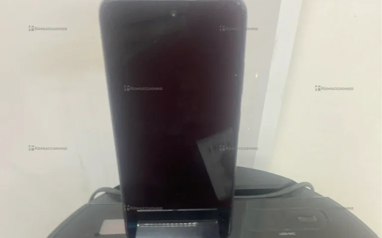 Infinix smart 9 3/128 Гб