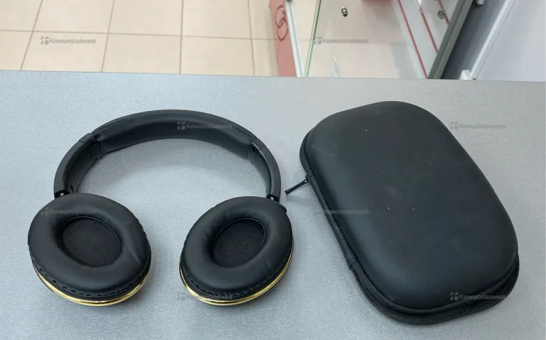Наушники JBL