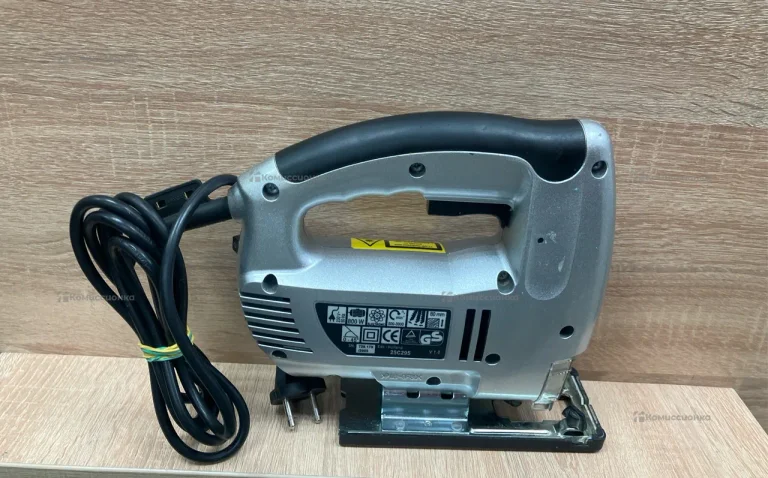 Лобзик Kinzo 25C295