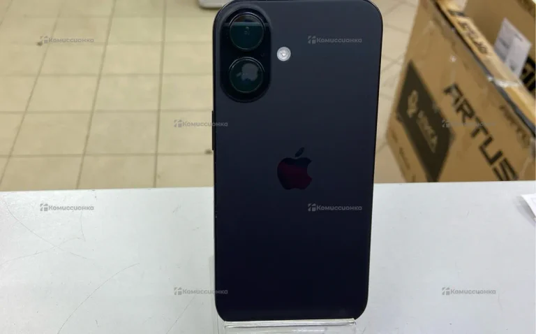 Apple iPhone 16 8/128 ГБ