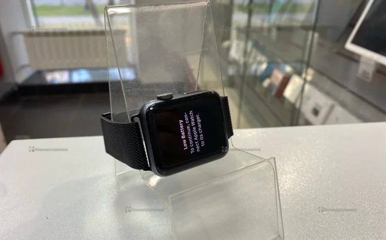 Часы  Apple Watch Series 3