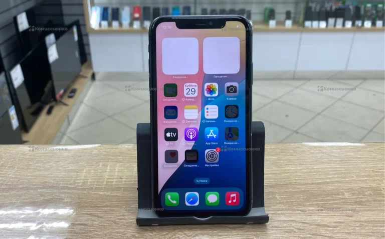 Apple iPhone 11 4/64 ГБ