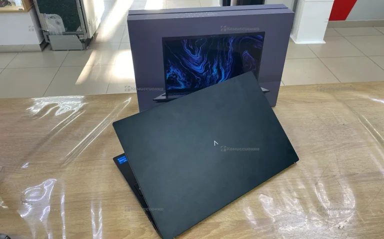 Ноутбук  Digma Pro Sprint M