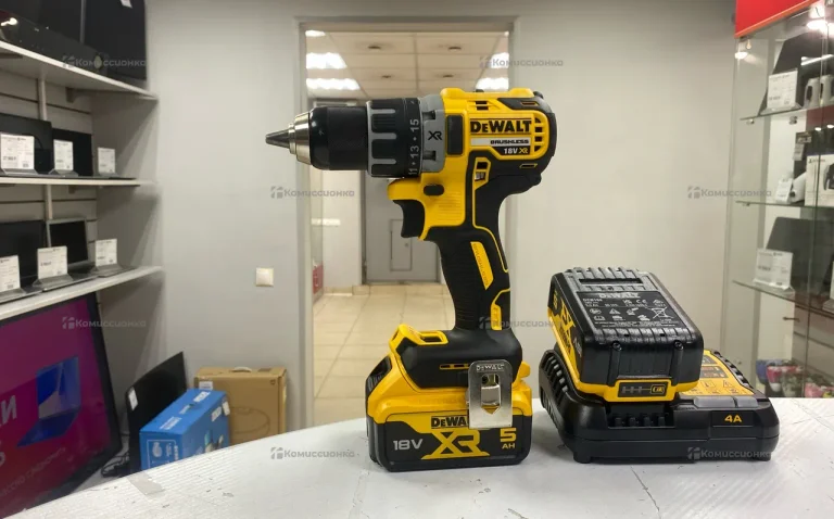Аккумуляторная дрель-шуруповерт DeWALT DCD791 TY11