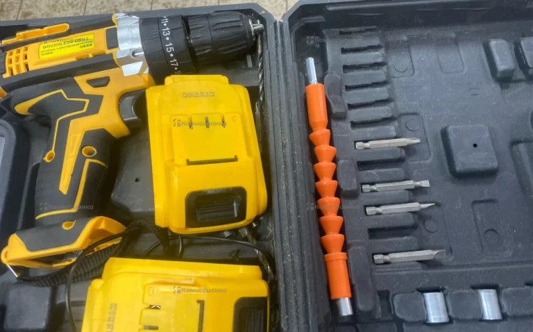 шуруповерт Dewalt реплика 18v