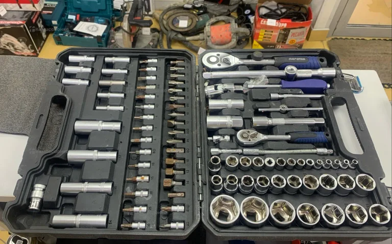 Набор инструментов Молоток 94 предмета