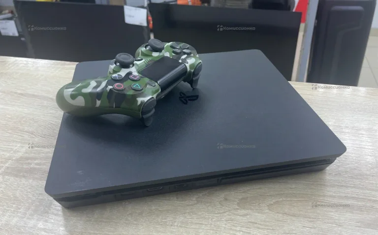 Приставка ps 4 . slim 1tb