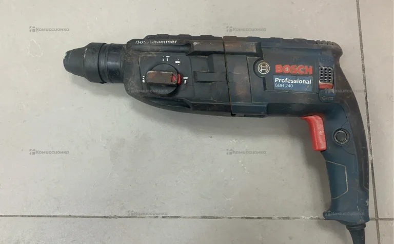Перфоратор Bosch GBH 240