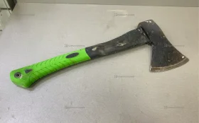 Топор с прорезиненной ручкой