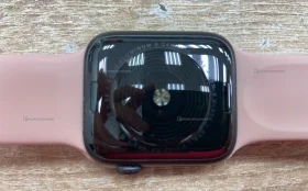 Часы  Apple Watche SE Gen1 44mm