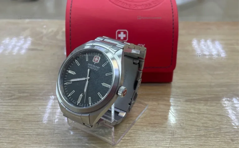 Часы  Swiss Military Hanowa