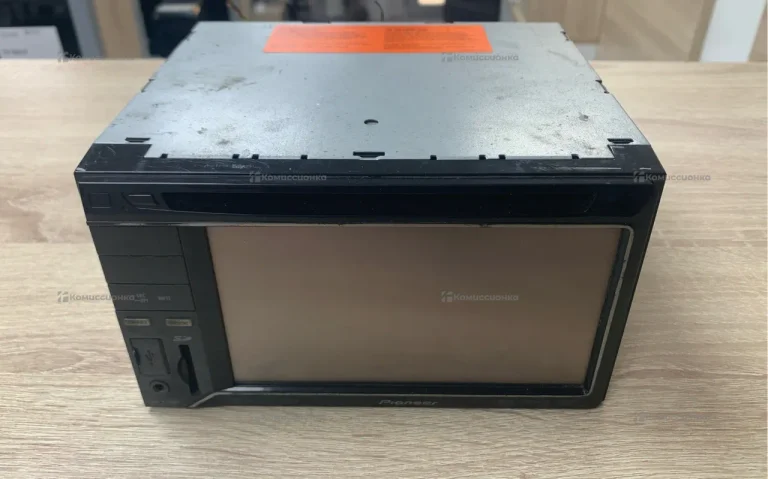 Автомагнитола  PIONEER AVH-P3200BT