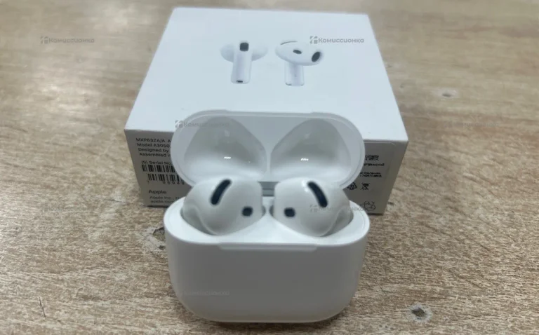 Наушники AirPods 4