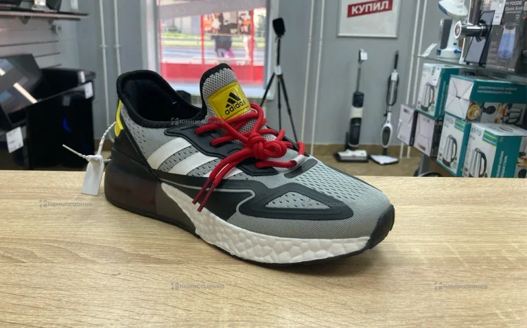 Кроссовки беговые Adidas 42 р-р