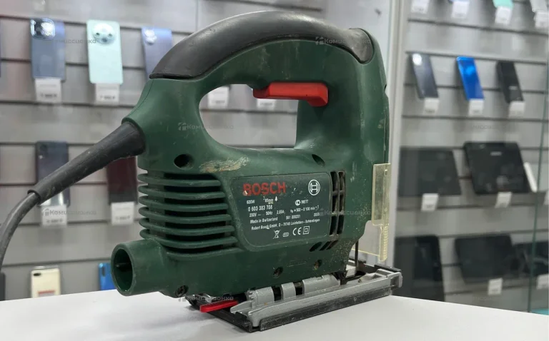 Электролобзик Bosch PST 850 PE