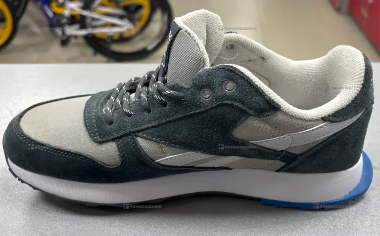 Кроссовки Reebok GX4803 42
