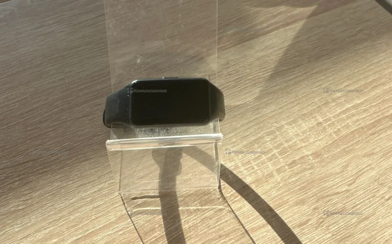 Часы Huawei band 6