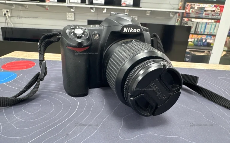 Фотоаппарат  Nikon d50 с ообъективом