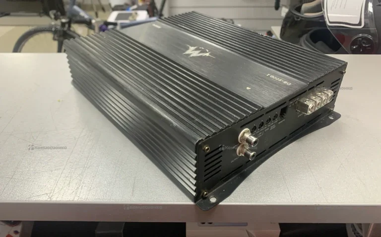 Усилитель  Momo DB 1.5000