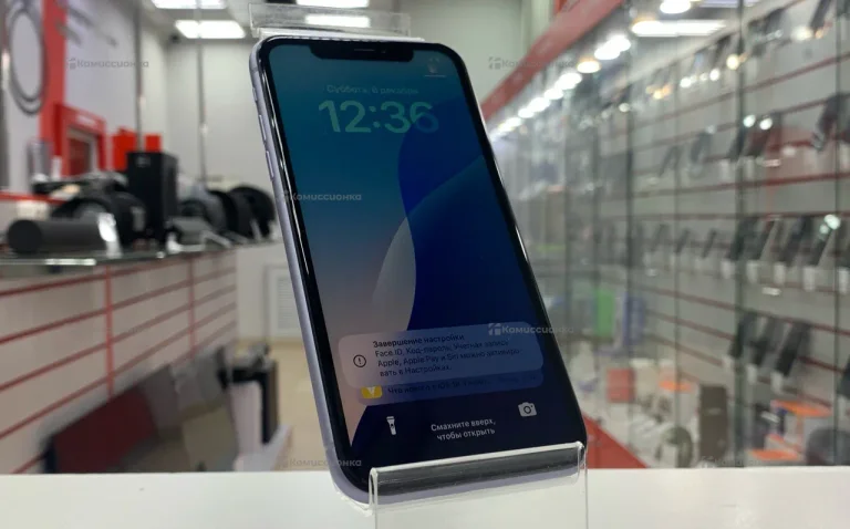 Apple iPhone 11 4/64 ГБ