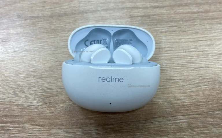 Наушники Realme