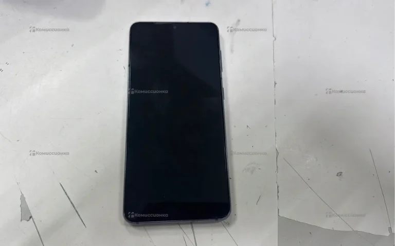 Samsung Galaxy S21 5G 8/128 ГБ