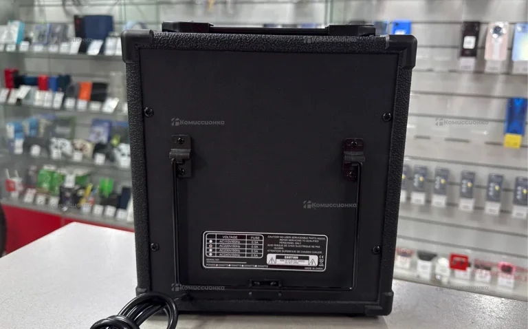 GUITAR AMPLIFIER GA-10