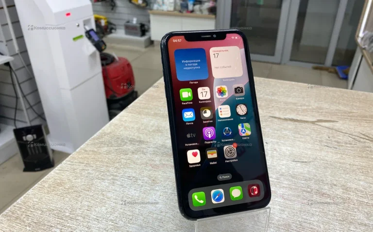 Apple iPhone XR 3/128 ГБ
