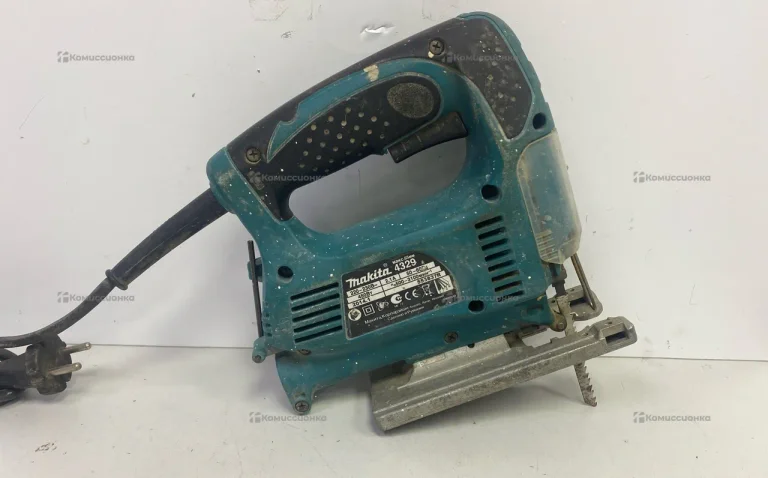 Электролобзик makita 4329