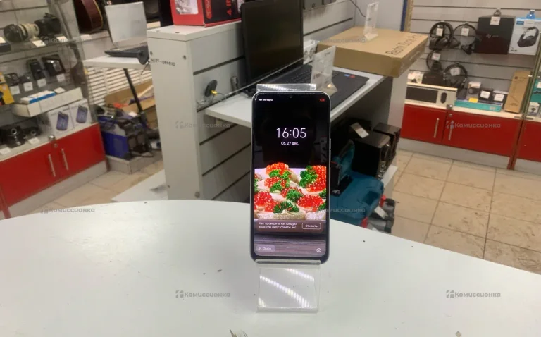 Tecno Spark 8C 4/64 ГБ