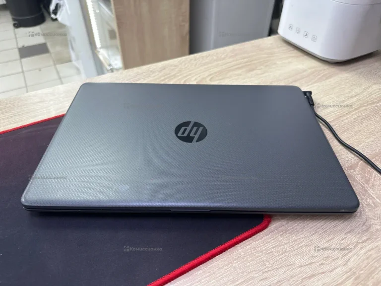 Ноутбук  HP 255 G80