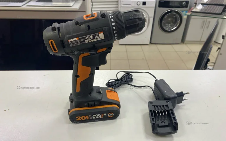 Дрель-шуруповерт Worx WX100