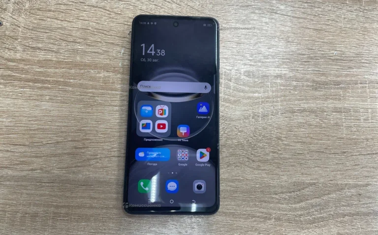 Tecno Spark 30 8/128 ГБ