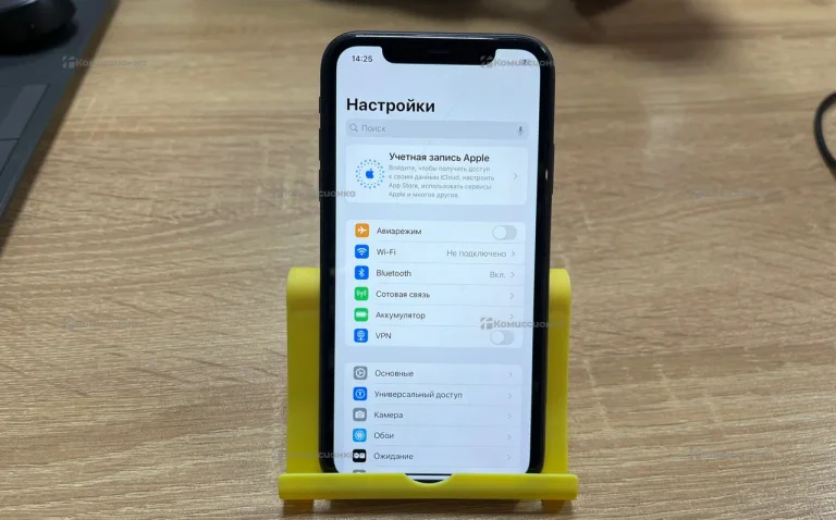 Apple iPhone 11 4/64 ГБ