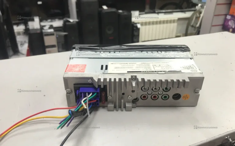 Автомагнитола  Pioner DC 12v