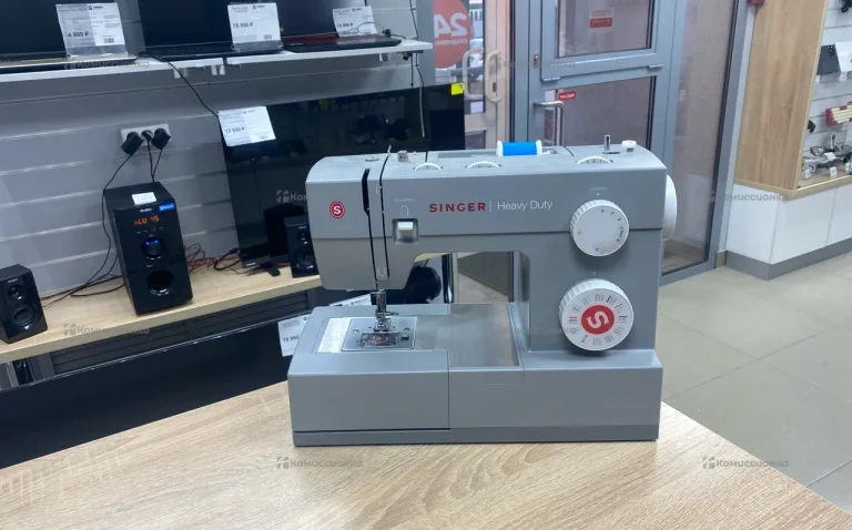 Швейная машина