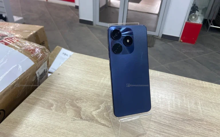 Tecno Spark 10 4/128gb.