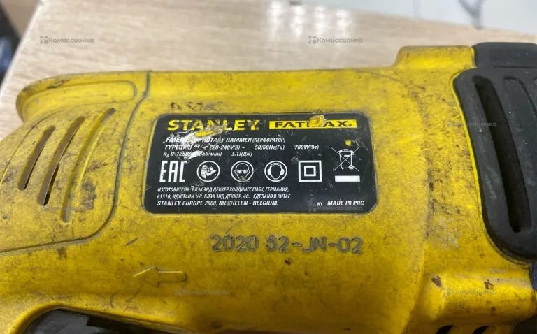Перфоратор Stanley fmer524