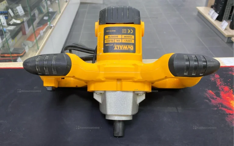 миксер DeWalt UT1200