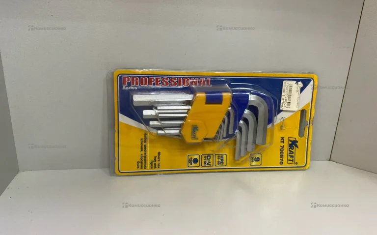Набор инструментов Kraft KT 700570