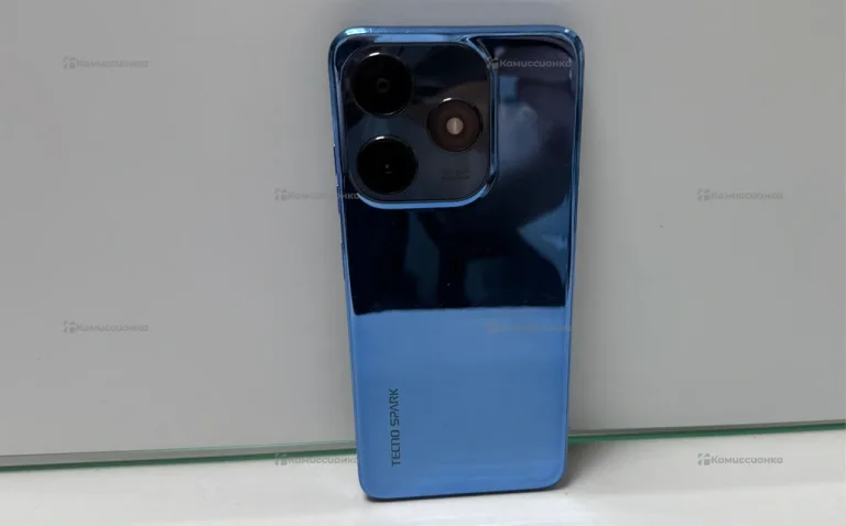Tecno Spark 10C 4/64 ГБ