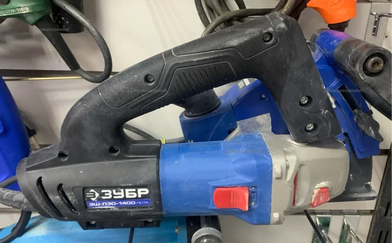 Штроборез Зубр ЗШ-П30-1400 пстк